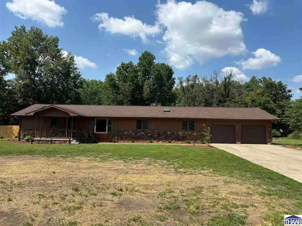 1110 E McCampbell Dr, Terre Haute, IN 47802