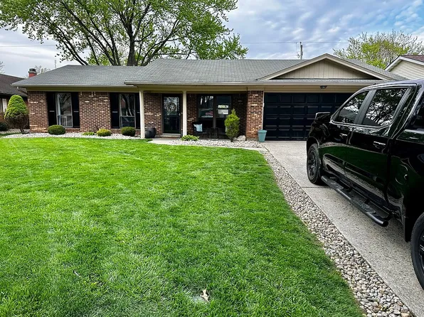 5164 Lobo St, Lima, OH 45807