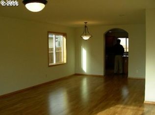 7819 SE Springwater Dr, Portland, OR 97206