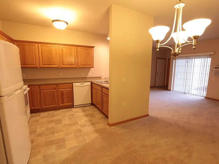 N7761 Vicksburg Way #D — Photo 4