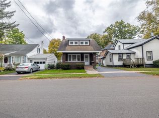 13 1/2 Downer St, Baldwinsville, NY 13027