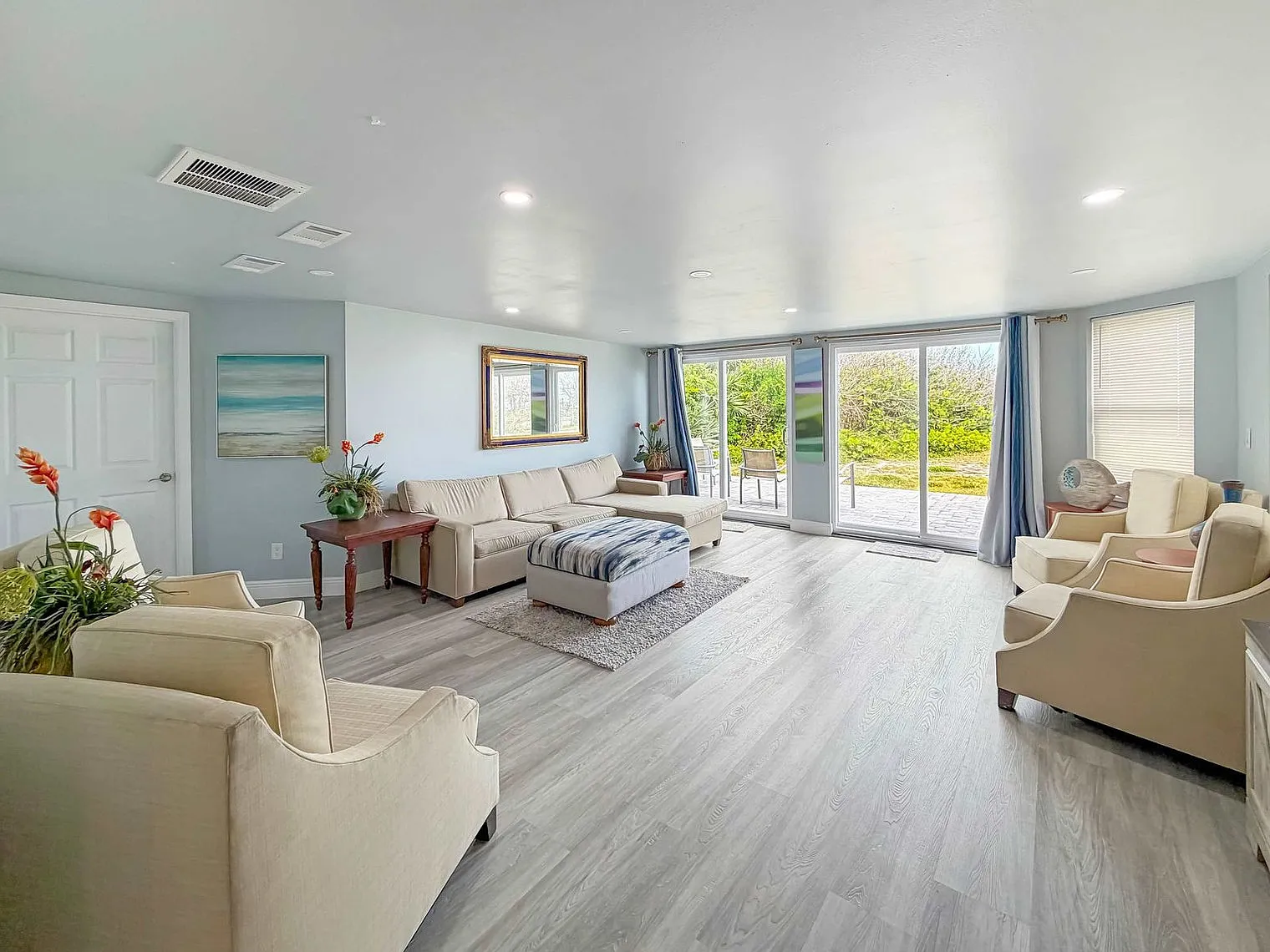 4 bed, 4.0 bath, $10,878 — Photo 3