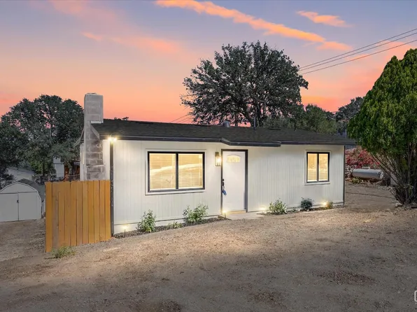 4 Pinebrook Dr, Wofford Heights, CA 93285