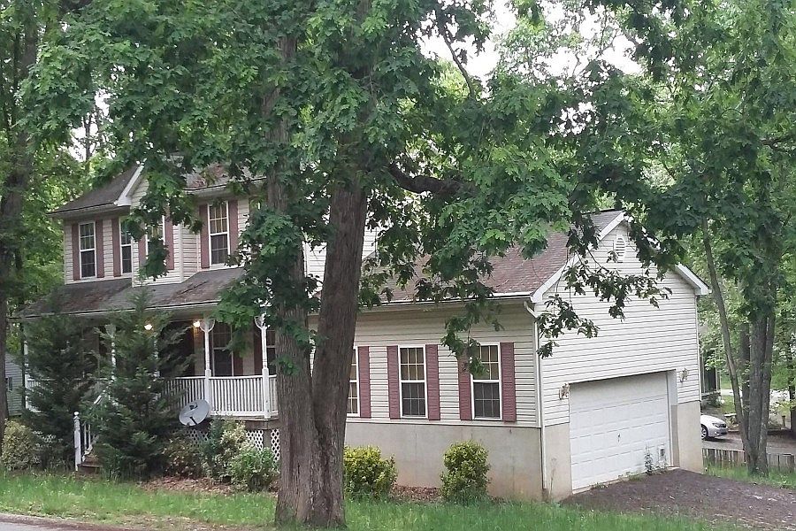 2nd image of 230 Pawnee Ln