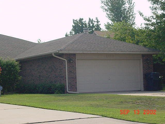 Front view of 9608 Berkley Ct