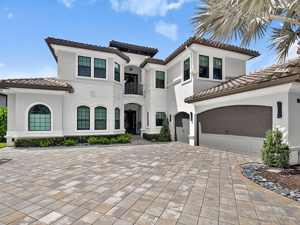 1st image of 16892 Strasbourg Ln