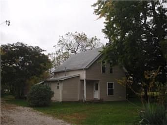 2nd image of 820 W 9th Ave