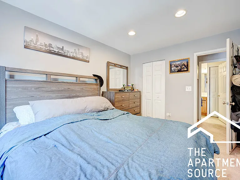 607 W Wrightwood Ave #313 — Photo 7