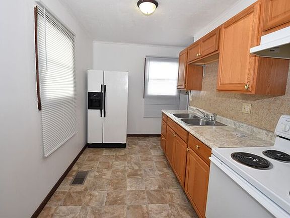4th image of 3619 Carroll St