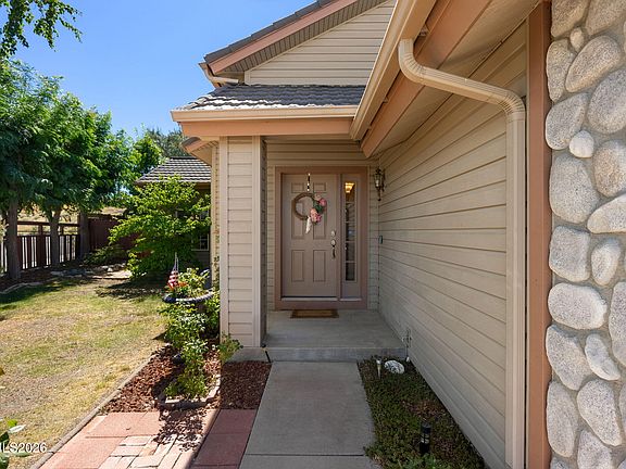 4th image of 2201 Almond Creek Dr