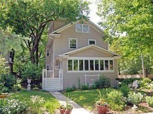 851 Fair Oaks Ave, Oak Park, IL 60302