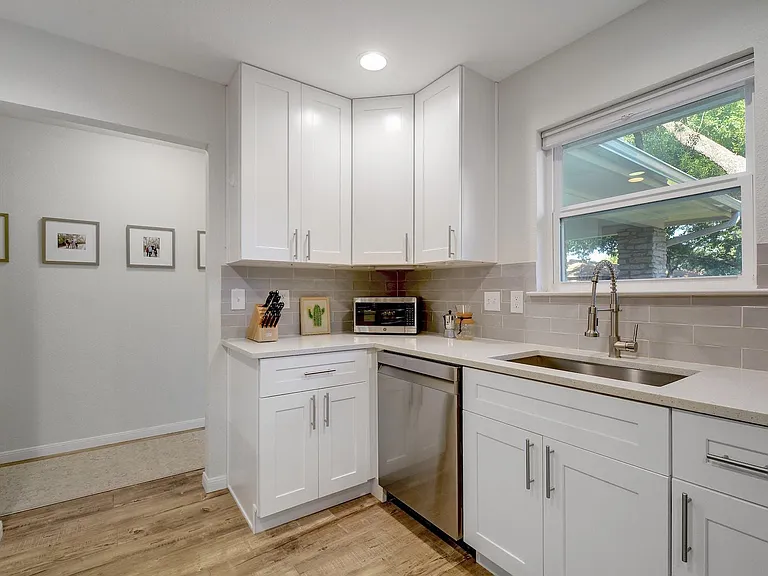 10603 Golden Quail Dr — Photo 10