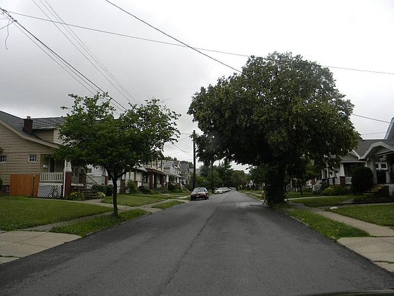2nd image of 2709 Natchez Ave