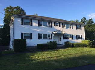 481 Merrimack St APT 3, Manchester, NH 03103