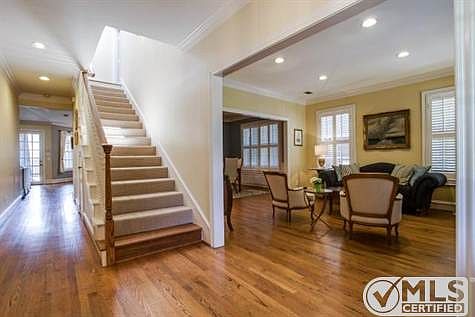 4th image of 4409 San Carlos Dr