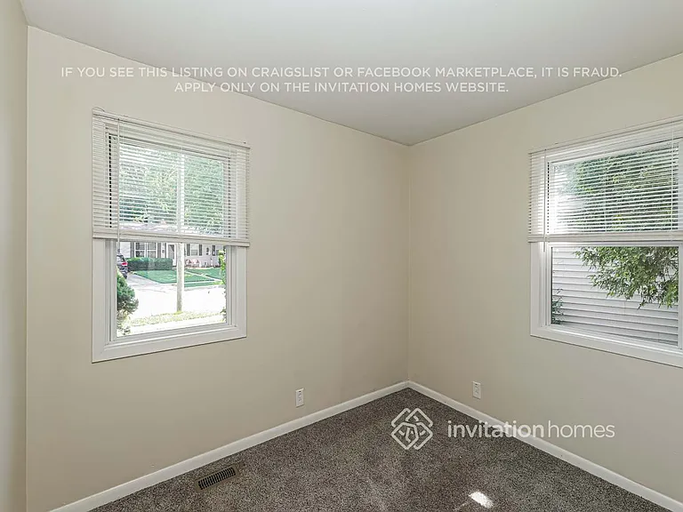 17 Concord Ave — Photo 9