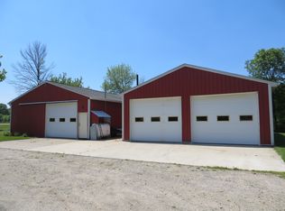 9955 Cleveland St, Nunica, MI 49448
