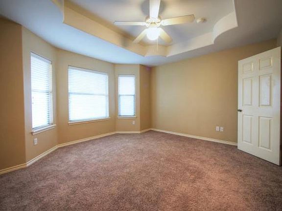 4th image of 6626 Rhine Dr