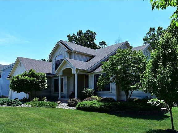 2nd image of 114 Laurel Hills Ln
