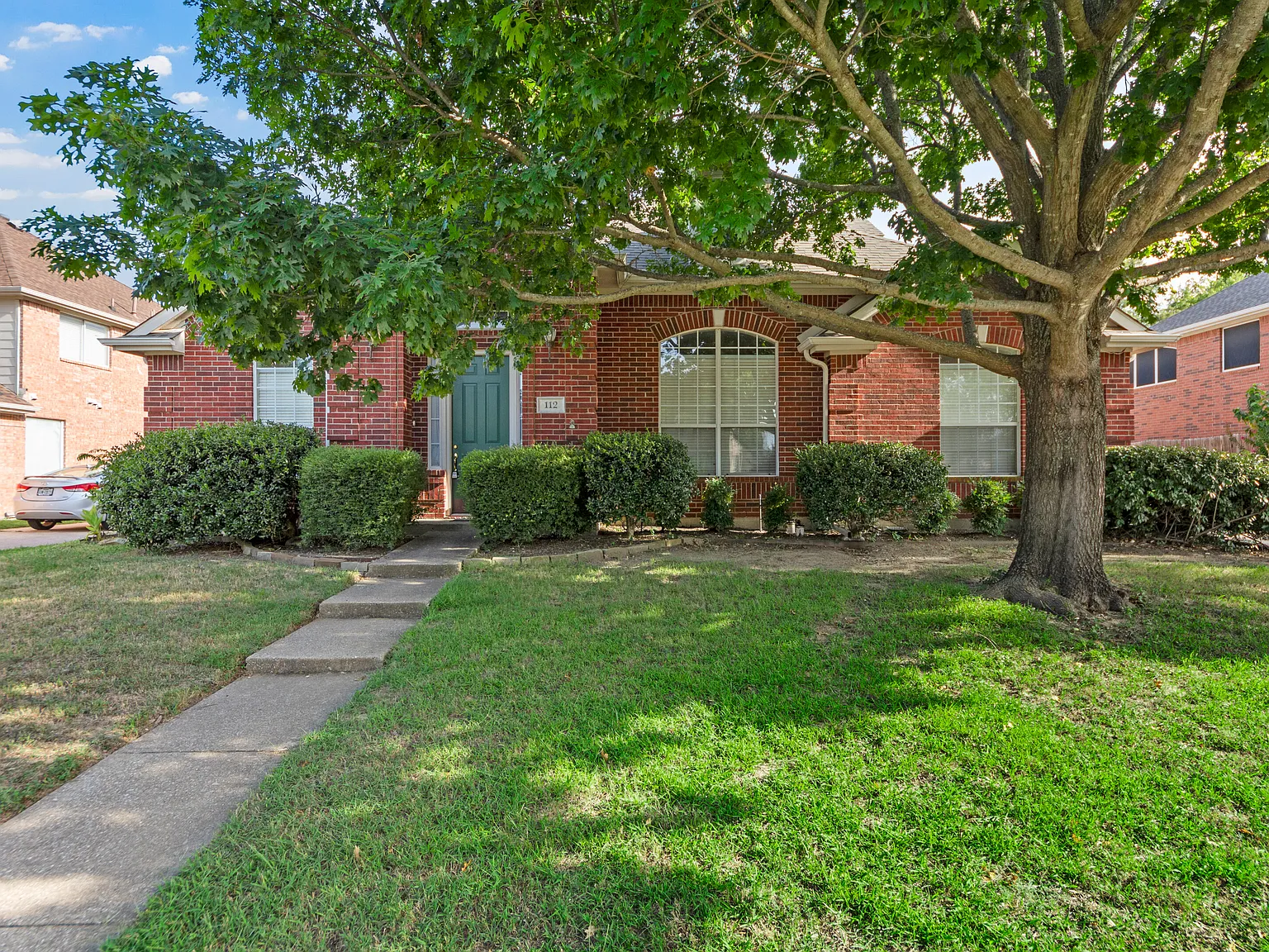 4 bed, 3021 sqft, $2,900 — Photo 3