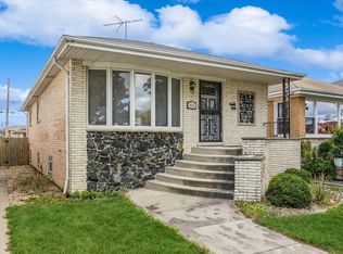5621 S Moody Ave, Chicago, IL