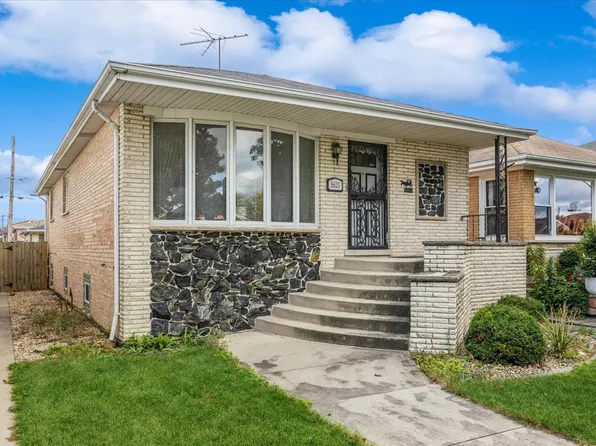 5621 S Moody Ave, Chicago, IL 60638