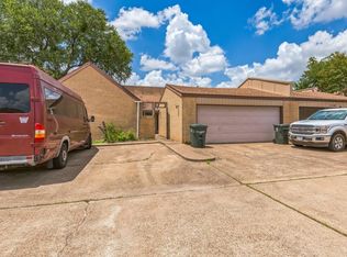 2132 Kazmeier Plz, Bryan, TX 77802