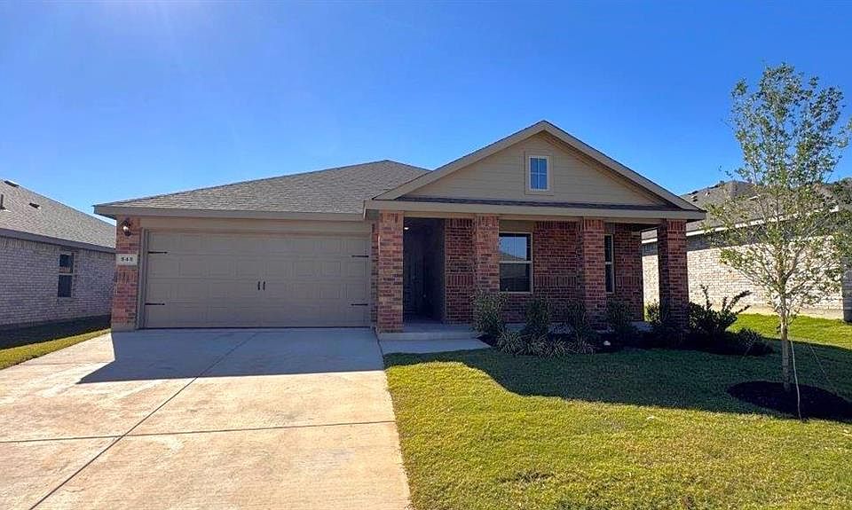 Front Elevation - D.R. Horton''s BellvueFloorplan Elevation C - All Home and community information, including pricing, included features, terms, availability and amenities, are subject to change at any time without notice or obligation. All Drawings, pictures, photographs, video, square footages, floor plans, elevations, features, colors and sizes are approximate for illustration purposes only and will vary from the homes as built.