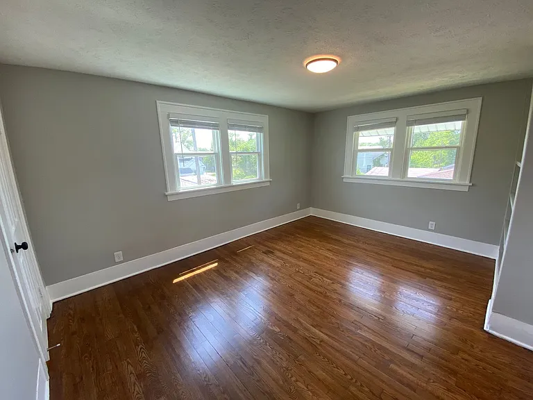 2431 Emmet St — Photo 20
