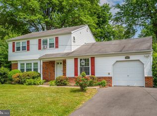 1287 Log College Dr, Warminster, PA 18974