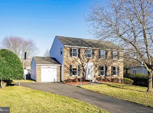 15111 Elk Run Rd, Chantilly, VA 20151