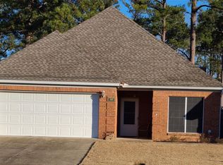 117 River Chase Ct, Wetumpka, AL 36092