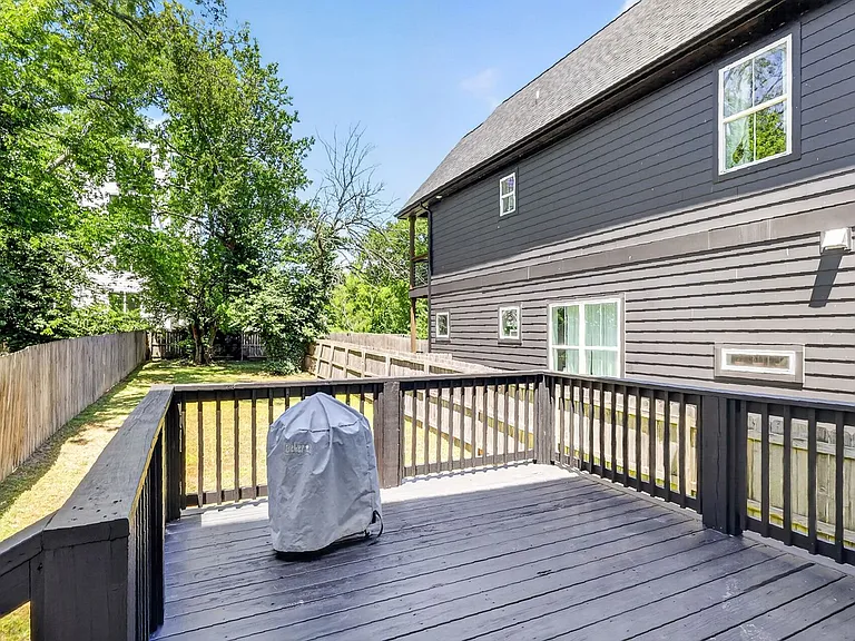 1007A Alice St — Photo 47