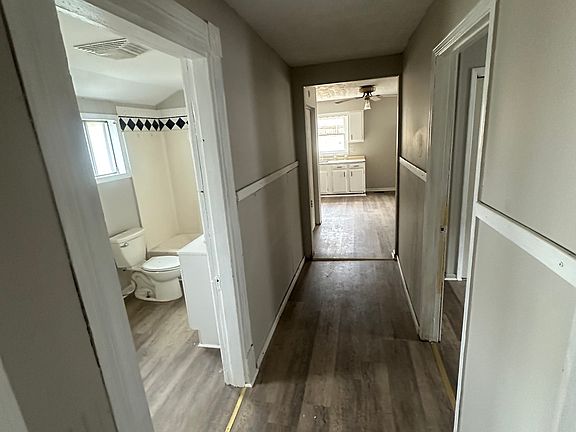 2nd image of 367 Maysville St