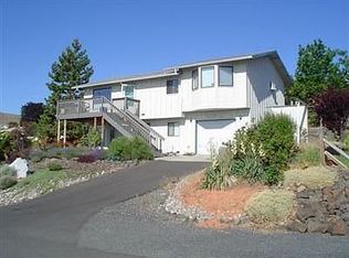 445 Strand Rd, Ephrata, WA 98823