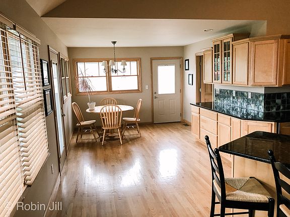Dining area/Breakfast nook