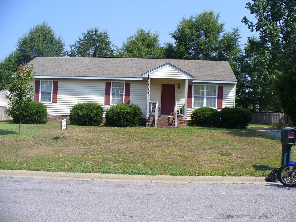7118 FOXLAIR DRIVE