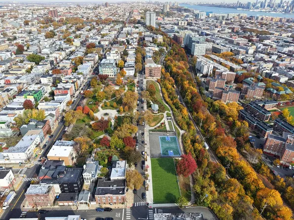 134 Ogden Avenue image 25 of 28