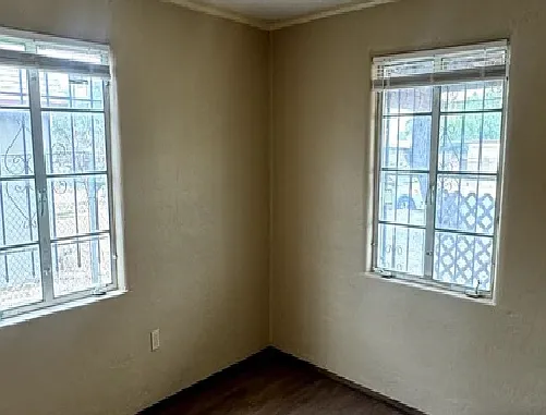 368 E Alturas St — Photo 10