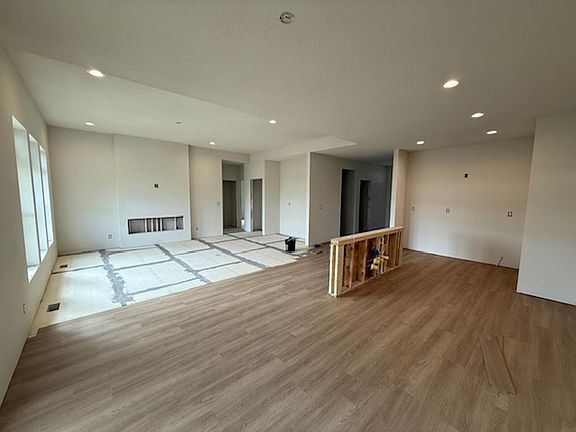 3rd image of 2736 Amber Valley Rd