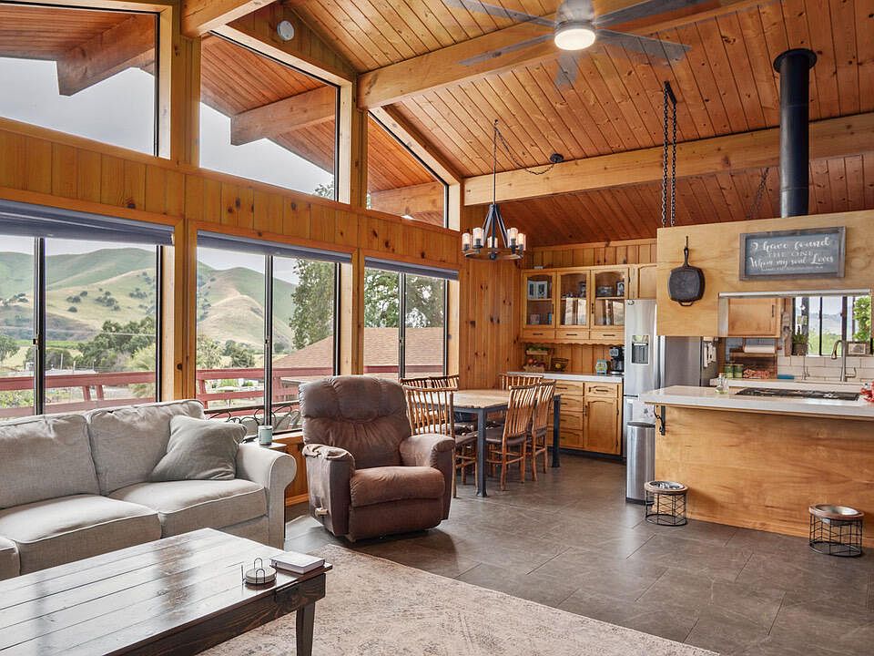 1st image of 31068 Success Valley Drive