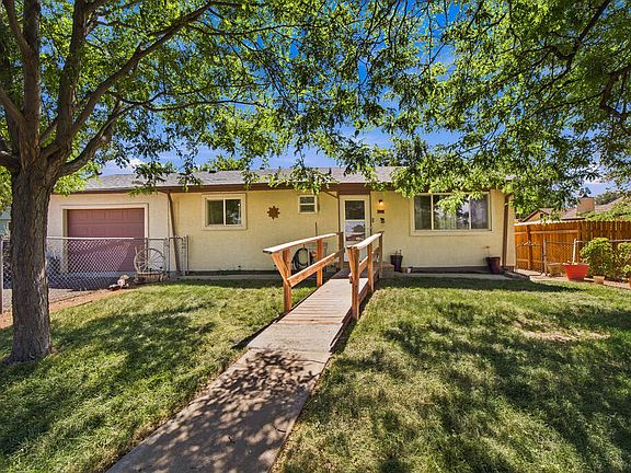 3rd image of 2608 Denver Blvd