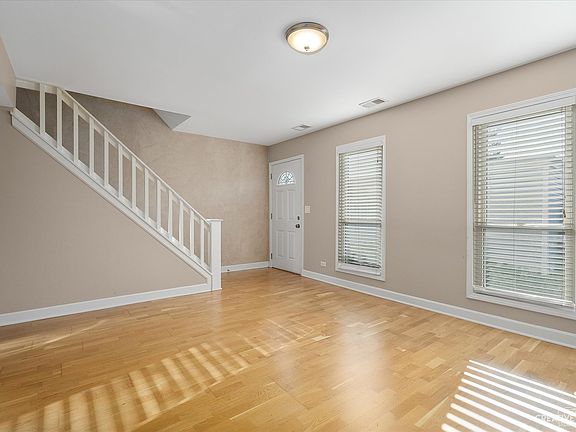 4th image of 1214 Churchill Dr