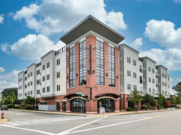 175 North Ave Unit 407, Wakefield, MA 01880