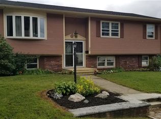 37 Rondo St, Cranston, RI 02920