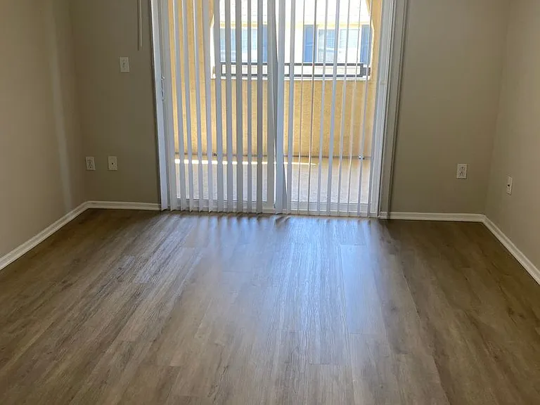 de Tolosa Ranch Apartments — Photo 59