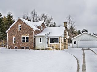 29150 Emery Rd, Orange, OH 44022