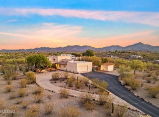 6121 N Desert Willow Dr, Tucson, AZ 85743
