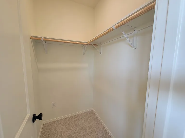 1202 N Mystic Dr — Photo 24