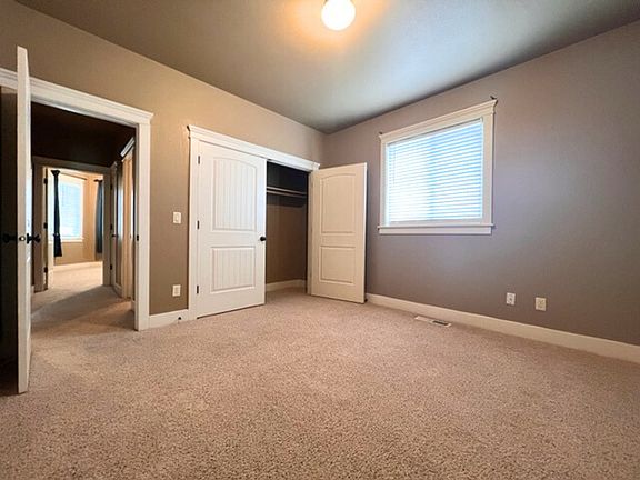 5th image of 9024 W Dalton Pl